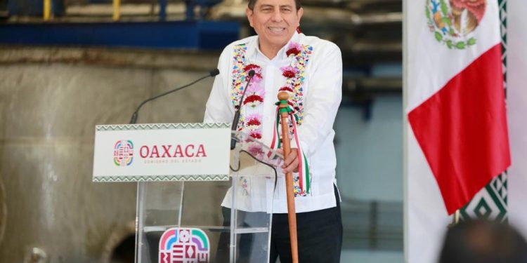 En Oaxaca, ya es ley la austeridad republicana