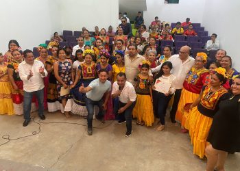 Reconoce PRI estatal liderazgo de mujeres y hombres de Salina Cruz