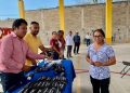 Fundación Nino entrega lentes gratis a familias de San Miguel Tlacotepec
