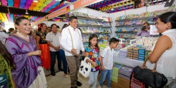 Los libros son la herramienta para generar una revolución de las conciencias: Salomón Jara