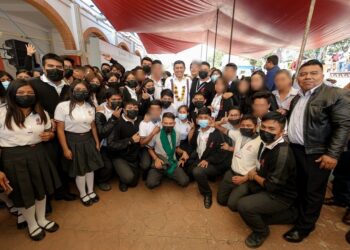 Lleva Gobierno de Oaxaca apoyos por 16.3 mdp para habitantes de Santiago Chazumba