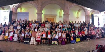 Galardonan a artesanas y artesanos oaxaqueños en el Gran Premio Nacional de Arte Popular 2023