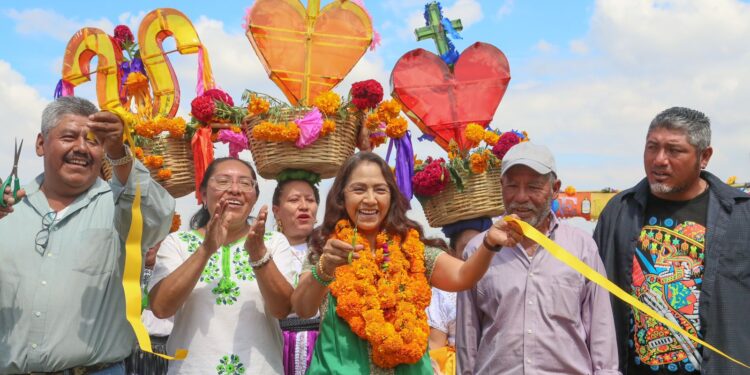 Invitan a la 5q. Feria de la Caña y Corte de Flor de Cresta de Gallo y Cempasúchil, Ciénega de Zimatlán 2023