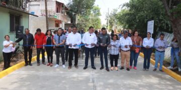 Nazareno Xoxo recibe obra de pavimentación.