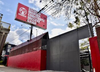 El PRI reconoce el legado y la labor de los artesanos en su día