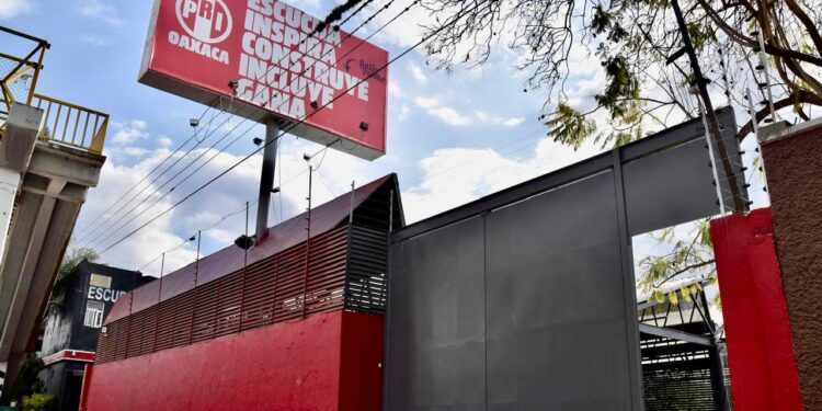 El PRI reconoce el legado y la labor de los artesanos en su día