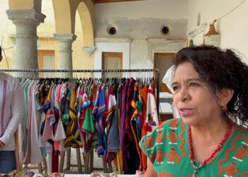 Artesanas y artesanos participan en la Feria del Fomento del Trabajo Oaxaqueño