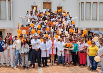 Fuerte la planilla naranja en la Facultad de Medicina de la UABJO