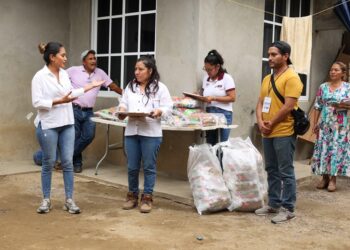 Entrega DIF Oaxaca 23 mil 580 canastas alimentarias a familias costeñas, istmeñas y serranas