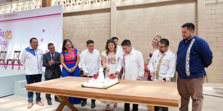 Gobierno de Oaxaca fortalece la certeza jurídica de 481 parejas en Bodas Colectivas 2026