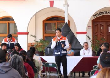 Capacita SSO a 120 personas productoras de tejate sobre el correcto manejo de alimentos en San Andrés Huayápam