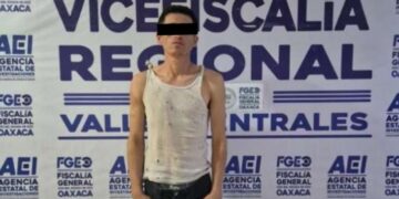 Fiscalía logra prisión contra imputado por violento asalto a taxista en Oaxaca