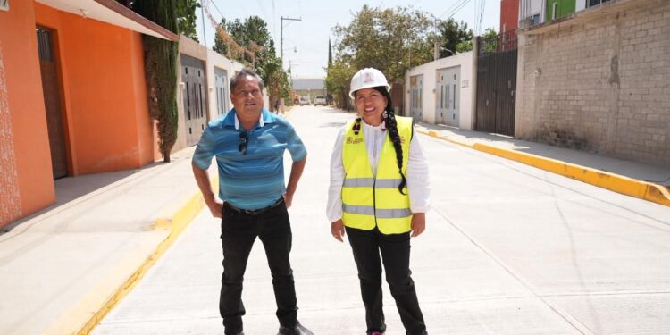 Gobierno municipal mejora la movilidad con nueva pavimentación en la colonia Agustín Melgar