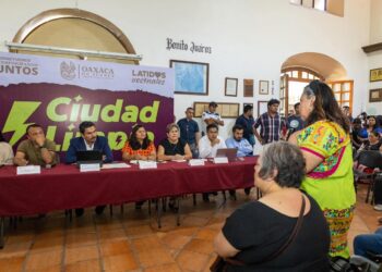 Diálogo abierto con comerciantes del mercado de abasto